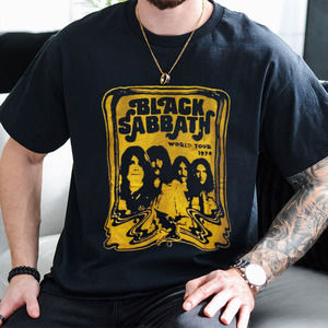 Retro978 Black Sabbath Tour Reprint Tshirt Rock Band Fan Gift Tee Shirt